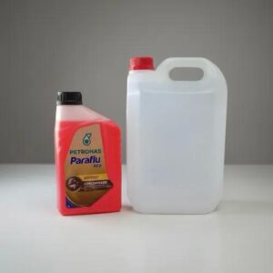 Paraflu + Agua destilada